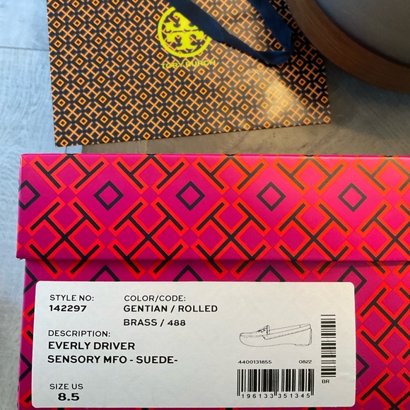 TORY BURCH LOAFERS - Picture 3 of 3